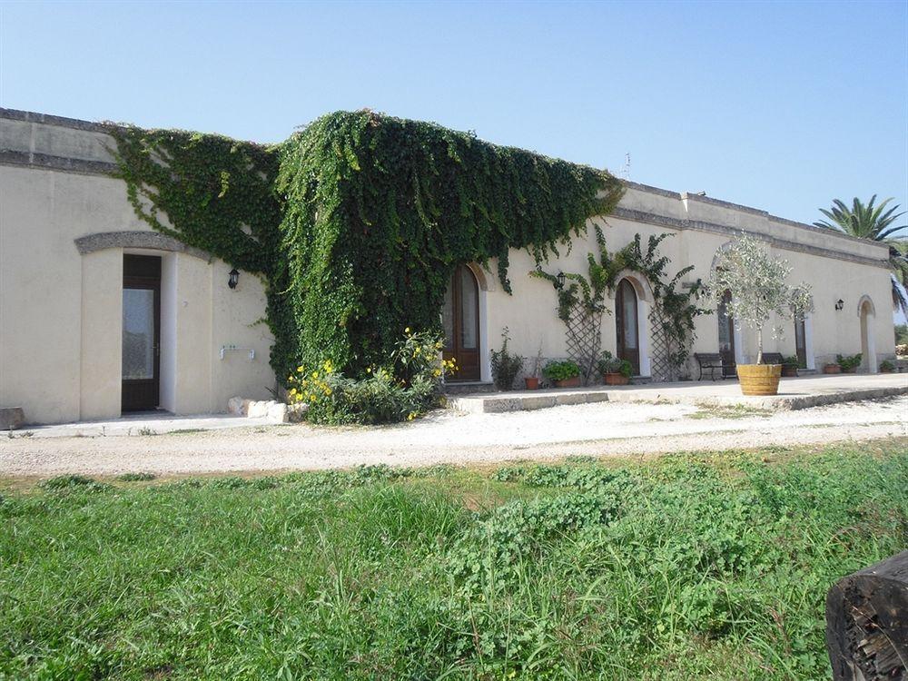 Bio-Agriturismo Masseria La Palombara Salve Dış mekan fotoğraf